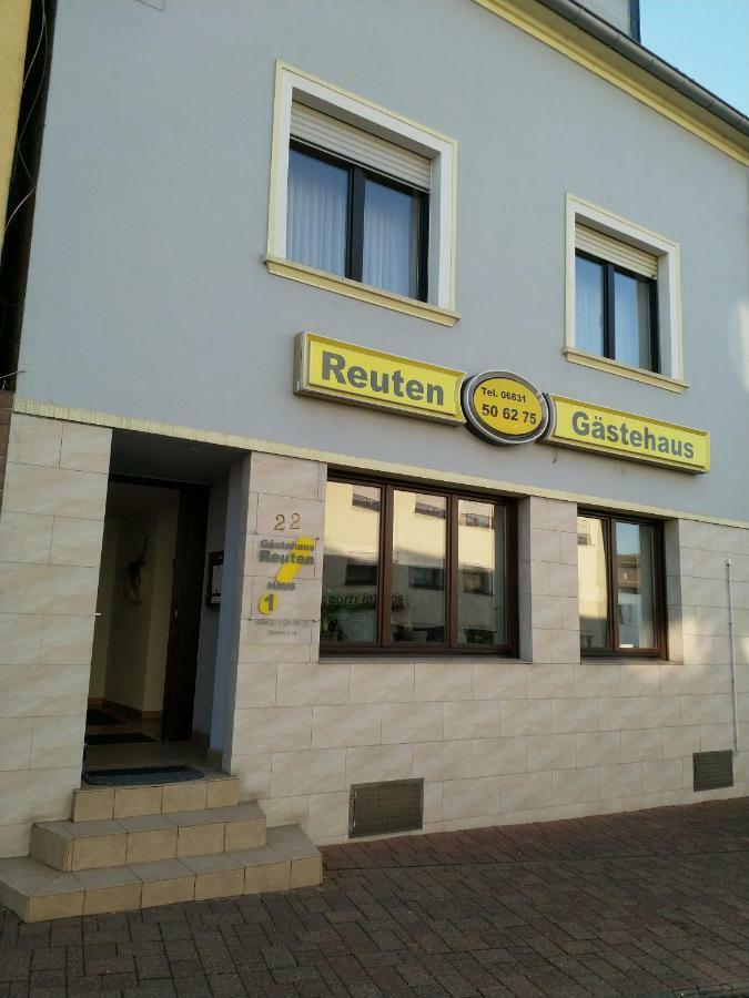 Ensdorf Gastehaus Reuten B&B 외부 사진