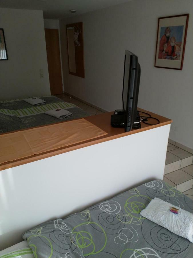 Ensdorf Gastehaus Reuten B&B 외부 사진